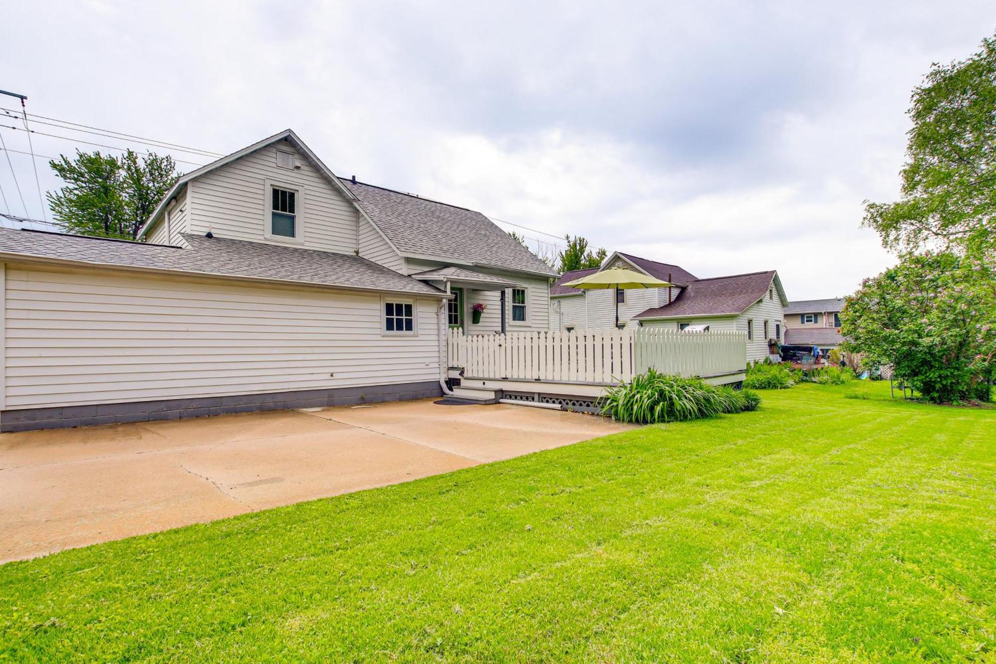 Lavish House With Patio - 2 Blocks To Green Lake! 外观 照片